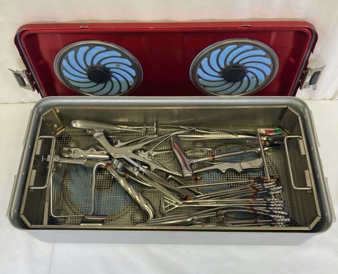 VARIOUS  32 Piece Jarit Weck V. Mueller Chest Tray w/ Sterilization Case — photo 12