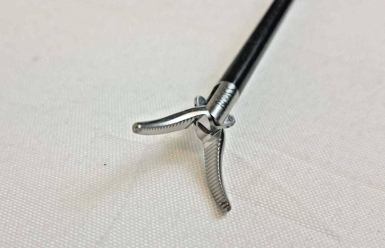 BOSS SURGICAL  D/A Monopolar Maryland Dissector Laparoscopic Grasping Forceps — photo 4