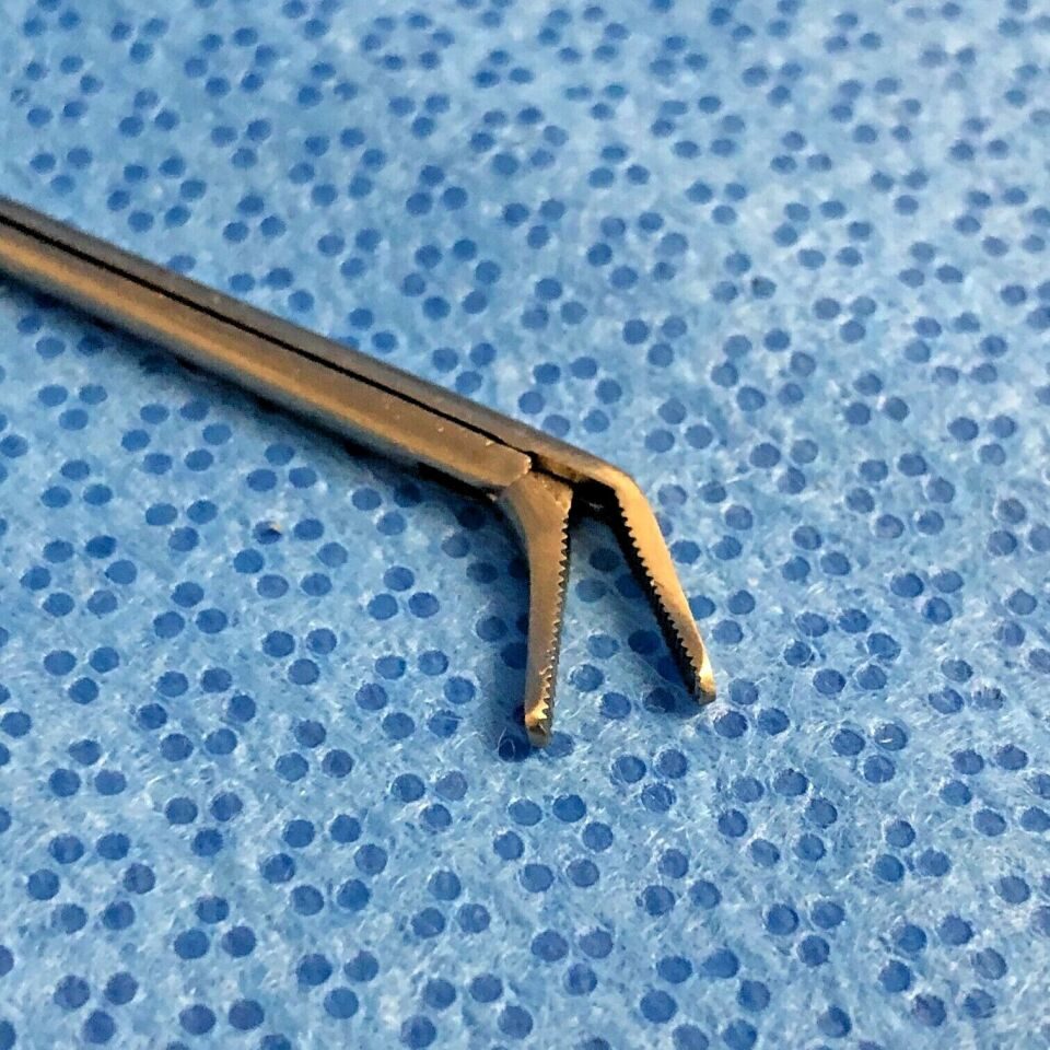 API PA77-220 LU Straight Duckbill Nasal Forceps 7.5" — photo 5