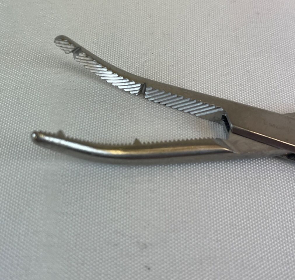 V. MUELLER GL3110 Heaney Kanter Curved Hysterectomy Forceps Double Teeth Heavy Pattern 9" — photo 5