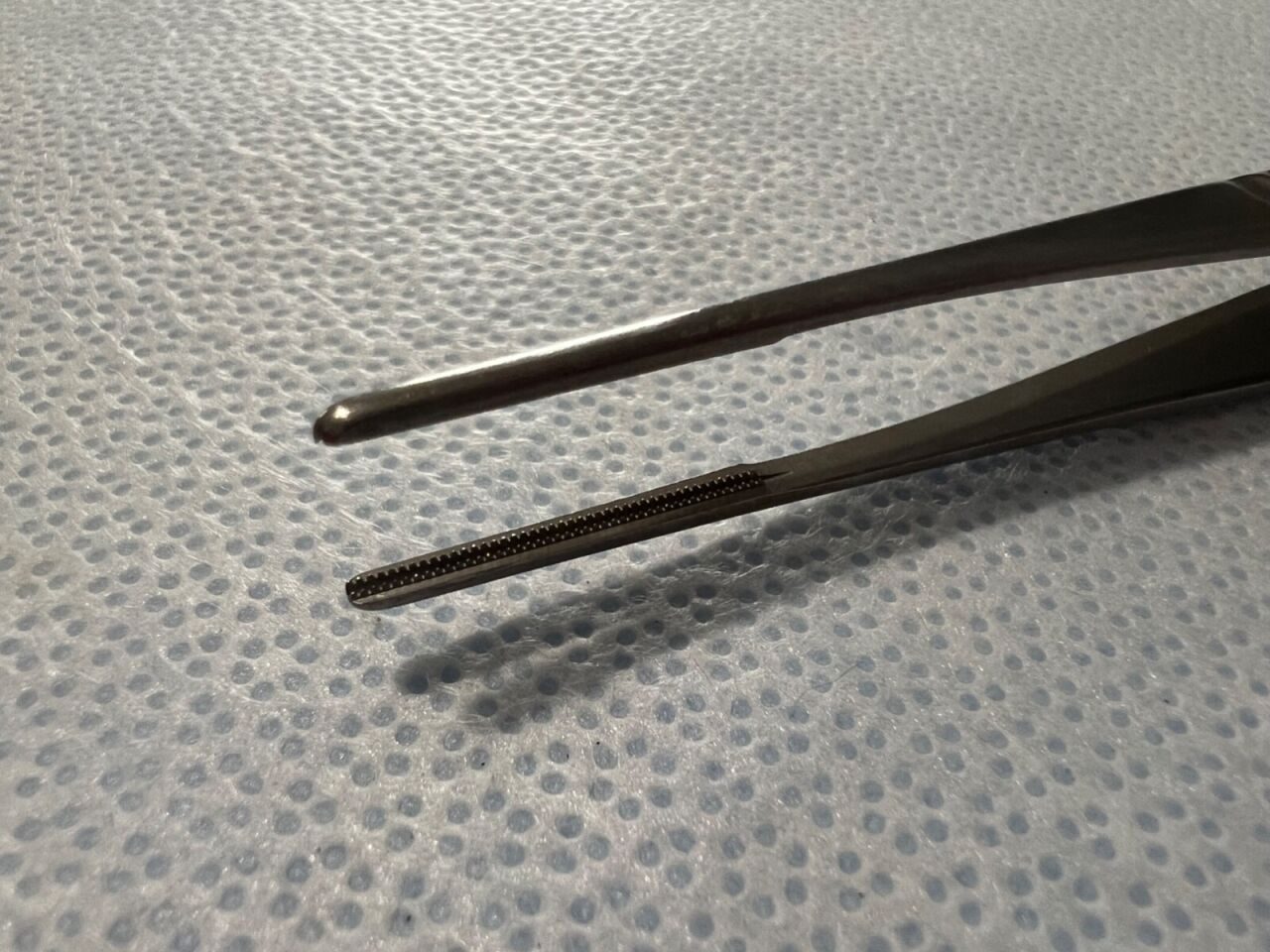 V. MUELLER CH5900 DeBakey Vascular Tissue Forceps 6-1/4" — photo 3