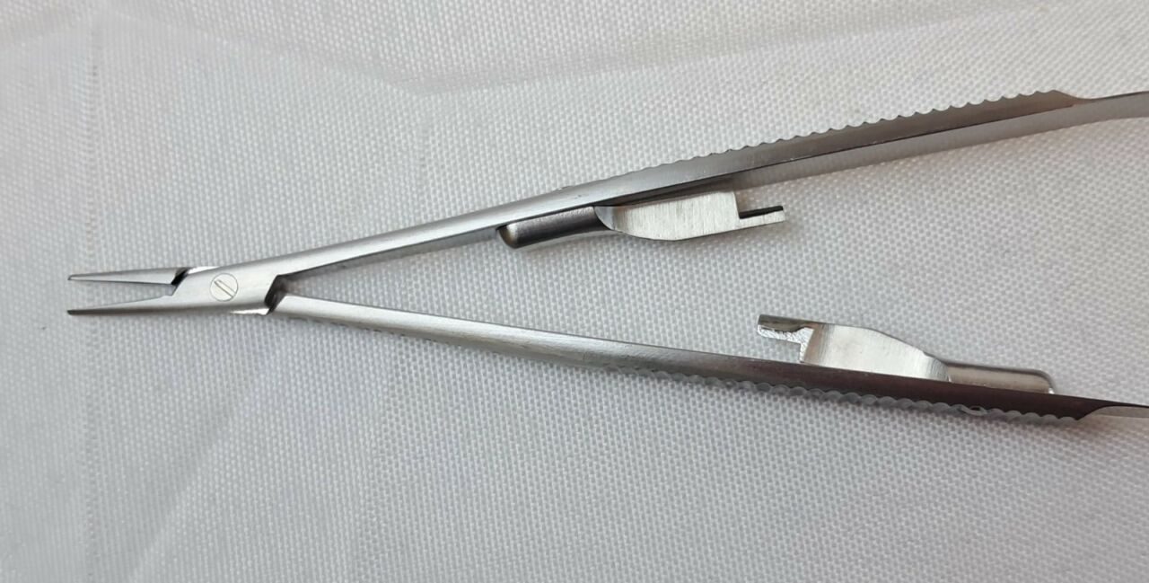 KLS MARTIN 20-310-14 Castroviejo Micro Needle Holder — photo 3