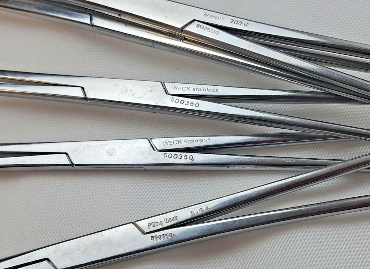 PILLING WECK 500360 5 x 6 Teeth 10.25" Length Lot of 5 Allis Tissue Forceps — photo 5
