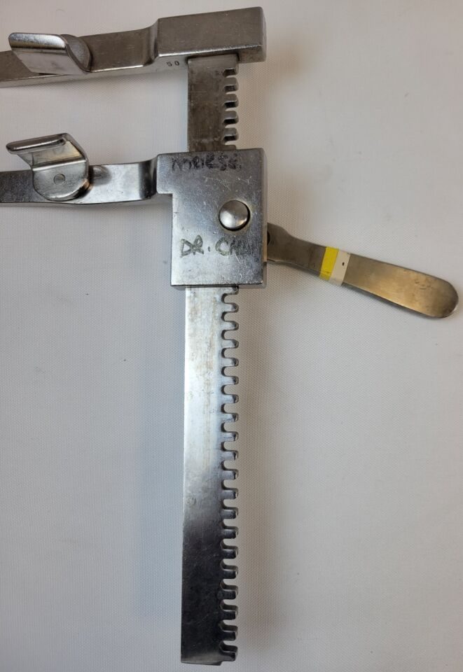 MORSE  Sternal Retractor 9.5" Spread With 4 Blades — photo 4
