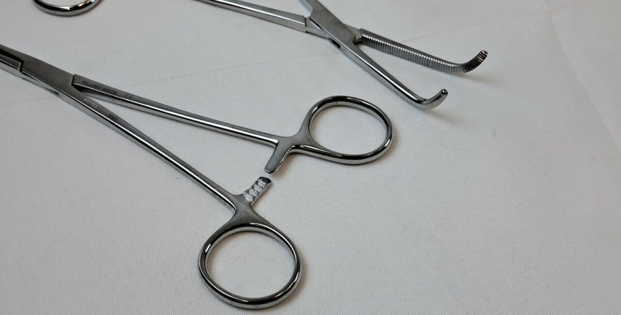 PILLING WECK 477108 Mixter Thoracic Clamp Forceps 7-3/4in., Lot of 2 — photo 3