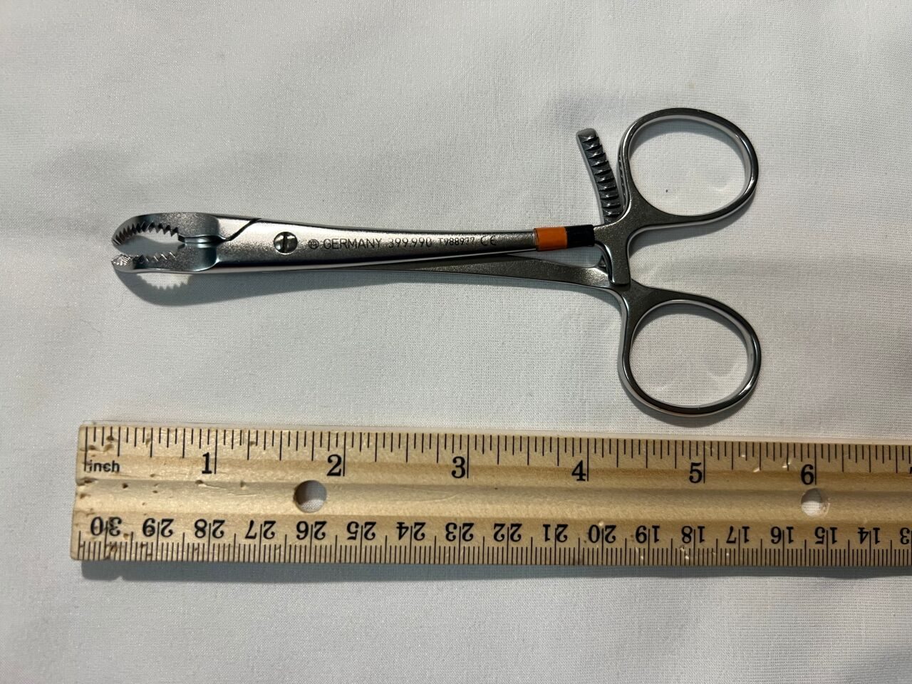 SYNTHES 399.99 Serrated Reduction Forceps w/ Ratchet — photo 2