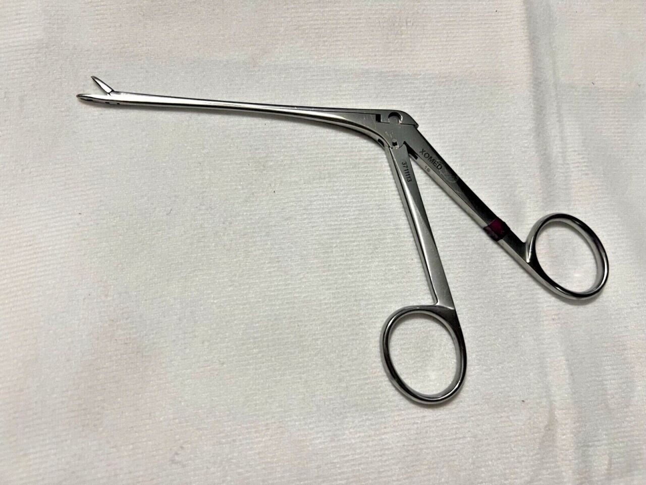 XOMED 3711113 3mm Straight 4-1/2" L Struempel-Voss Forceps