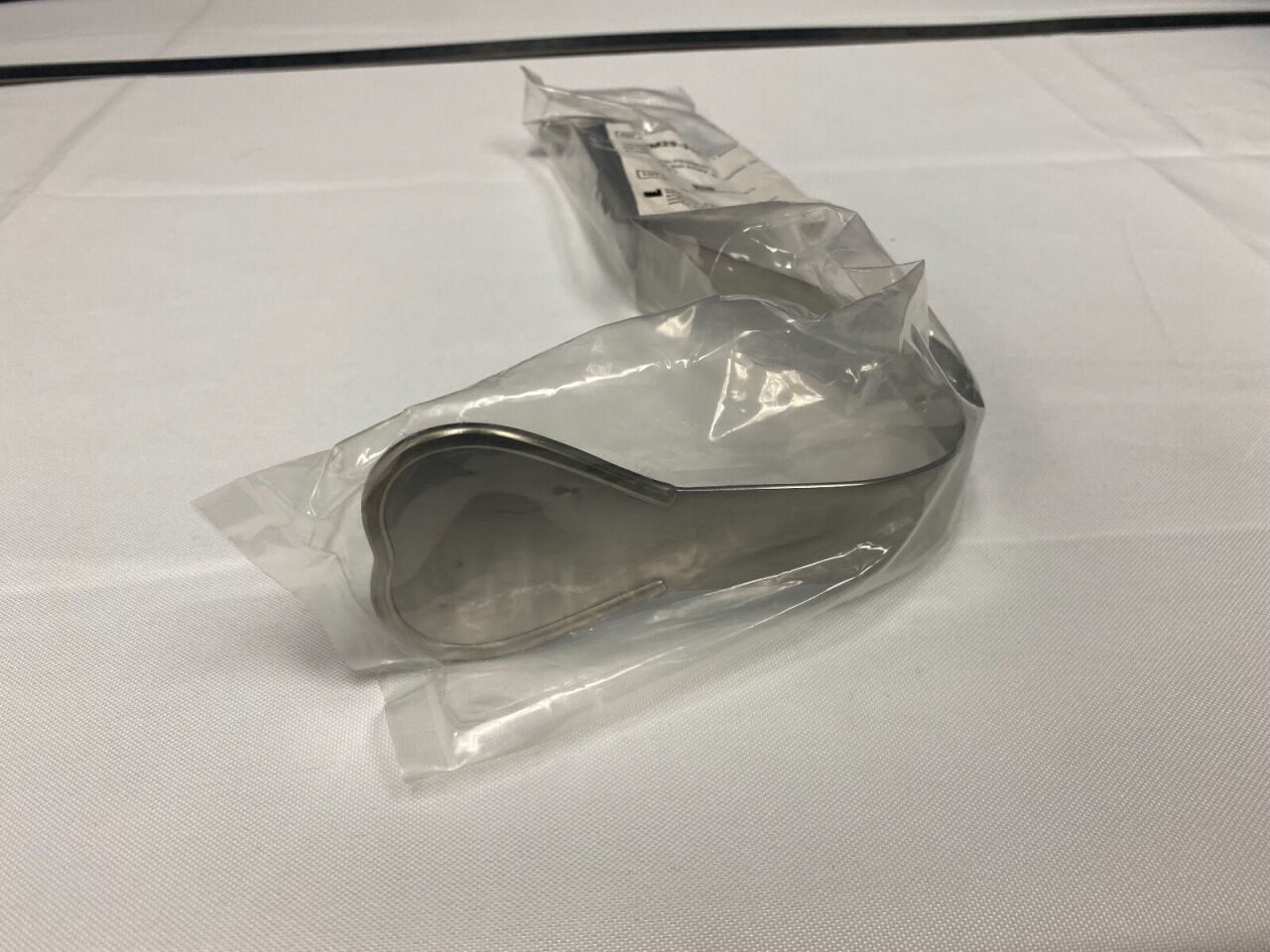 V. MUELLER VM29-3180 Harrington Pemberton Retractor BW 64mm — photo 3