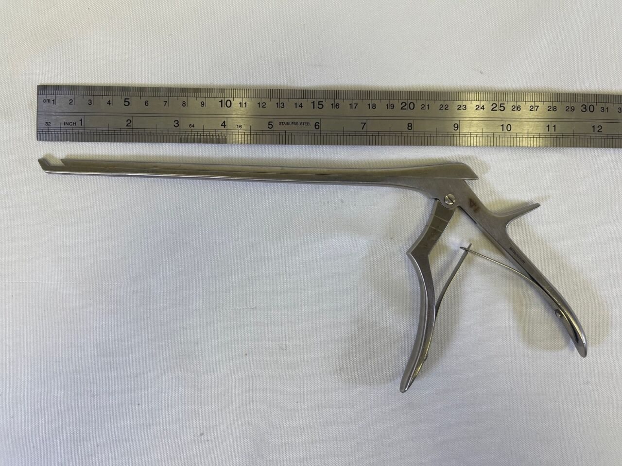 MILLENNIUM SURGICAL 70.5914 Spurling Kerrison Rongeur 4mm x 40deg Up x 9" — photo 11