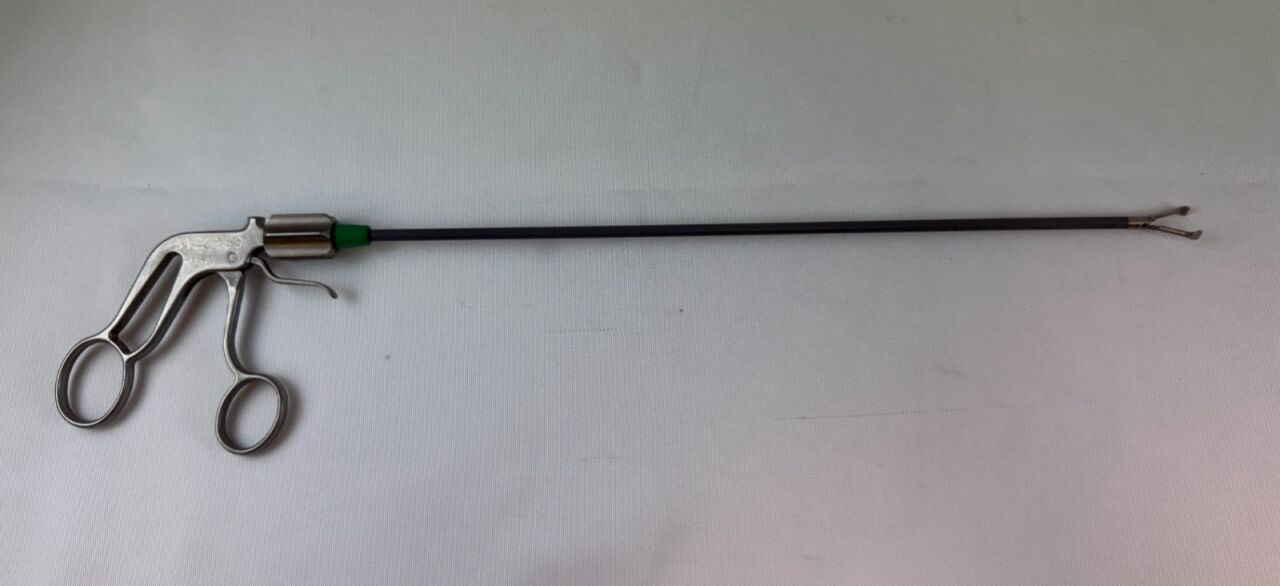 ACCESS 32-5103 Laparoscopic Grasping Forcep 5mm 32cm Allis Lock Handle Flush Port — photo 2