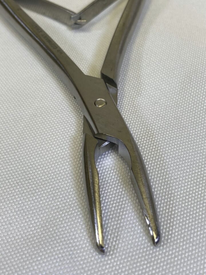 V. MUELLER AU11385 Lempert Rongeur Forceps Curved 3mm Jaws 7.5" — photo 7