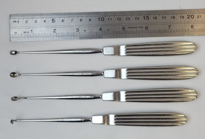 V. MUELLER Sizes 1-4 w/ Case 4-Pc ENT Curette Set — photo 15