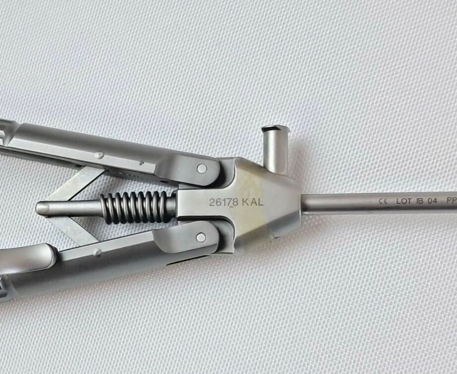 KARL STORZ 26178 KAL KOH Macro Needle Holder TC Insert — photo 3