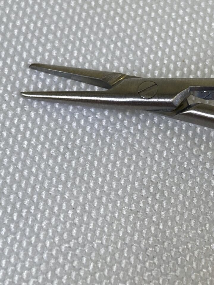 AESCULAP FD092R Micro Form Bayonet Needle Holder 80mm Shaft 200mm Length Neuro — photo 4