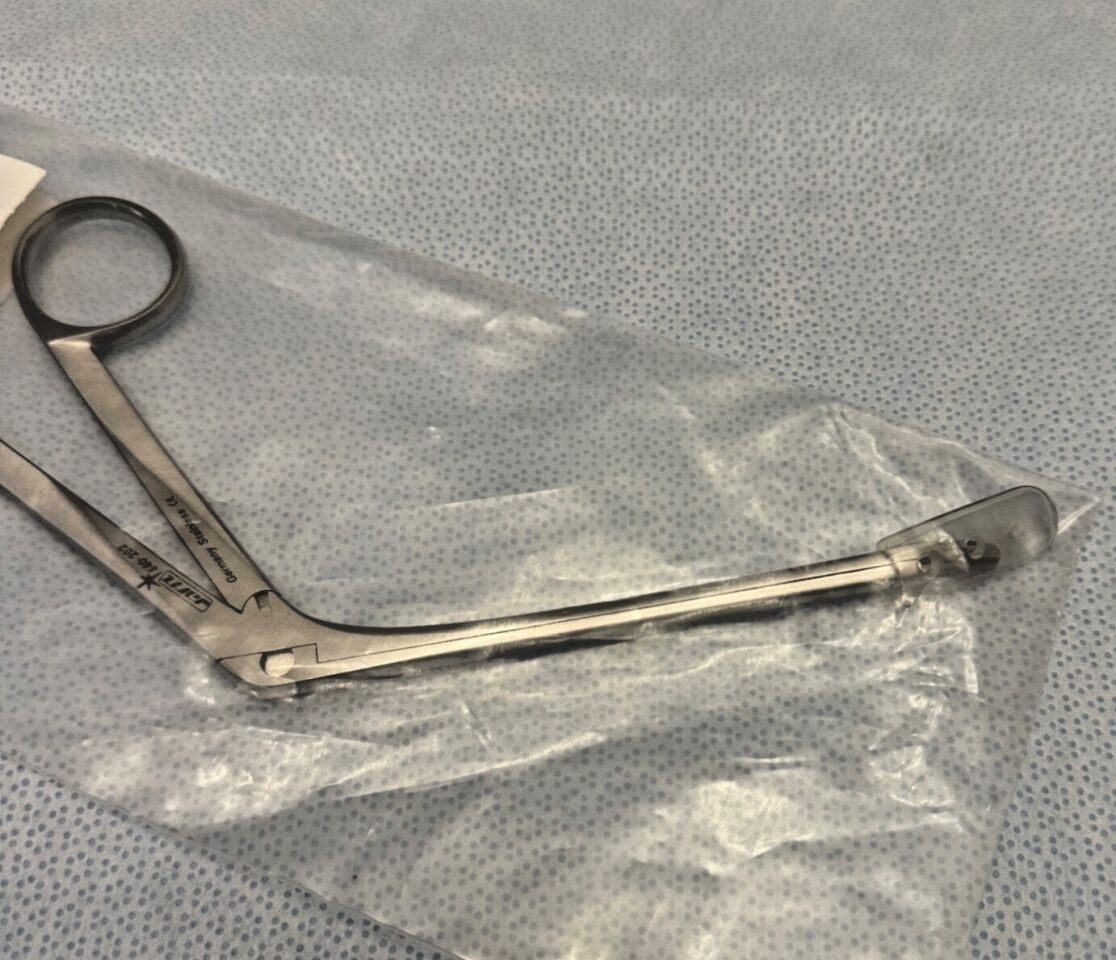 JARIT 440-202 Nasal Alligator Scissor Tapered Blade Right WL 4-1/2" — photo 5