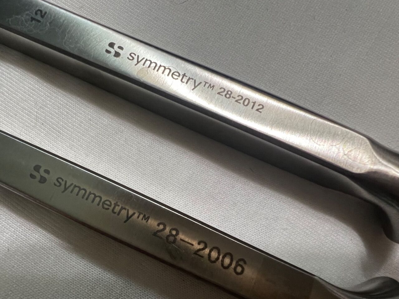 SYMMETRY 28-2006 & 28-2012 Set of 2 U.S. Army Bone Chisels 6mm & 12mm 6-1/4" L — photo 2