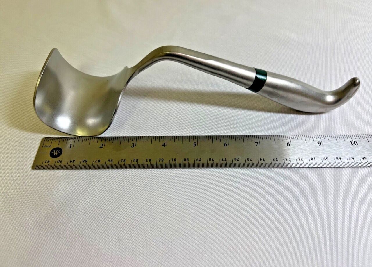 V. MUELLER SU3450 Mayo Abdominal Retractor Angled Blade 2-3/4" X 10-1/8" Length — photo 4