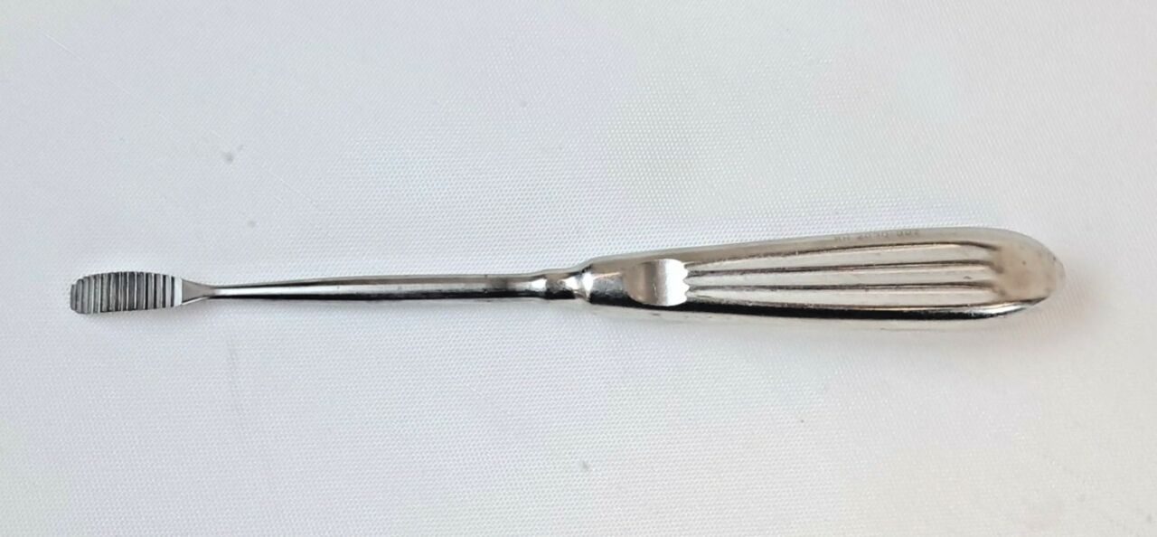 V. MUELLER RH2090-002 Aufricht Nasal Rasp Down-Cut 8" ENT — photo 3