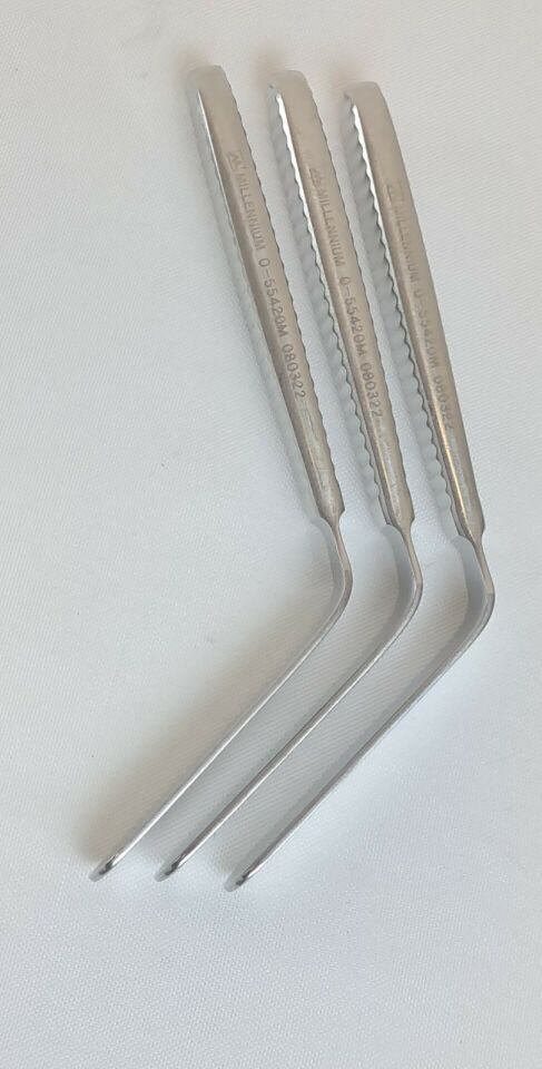 MILLENNIUM 0-55420M Markham Meyerding Blade Retractor Lot of 3 — photo 2