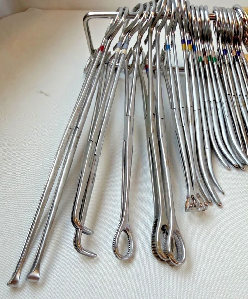 V. MUELLER Major Abdominal Tray 77 Piece w/ Sterilization Case — photo 3
