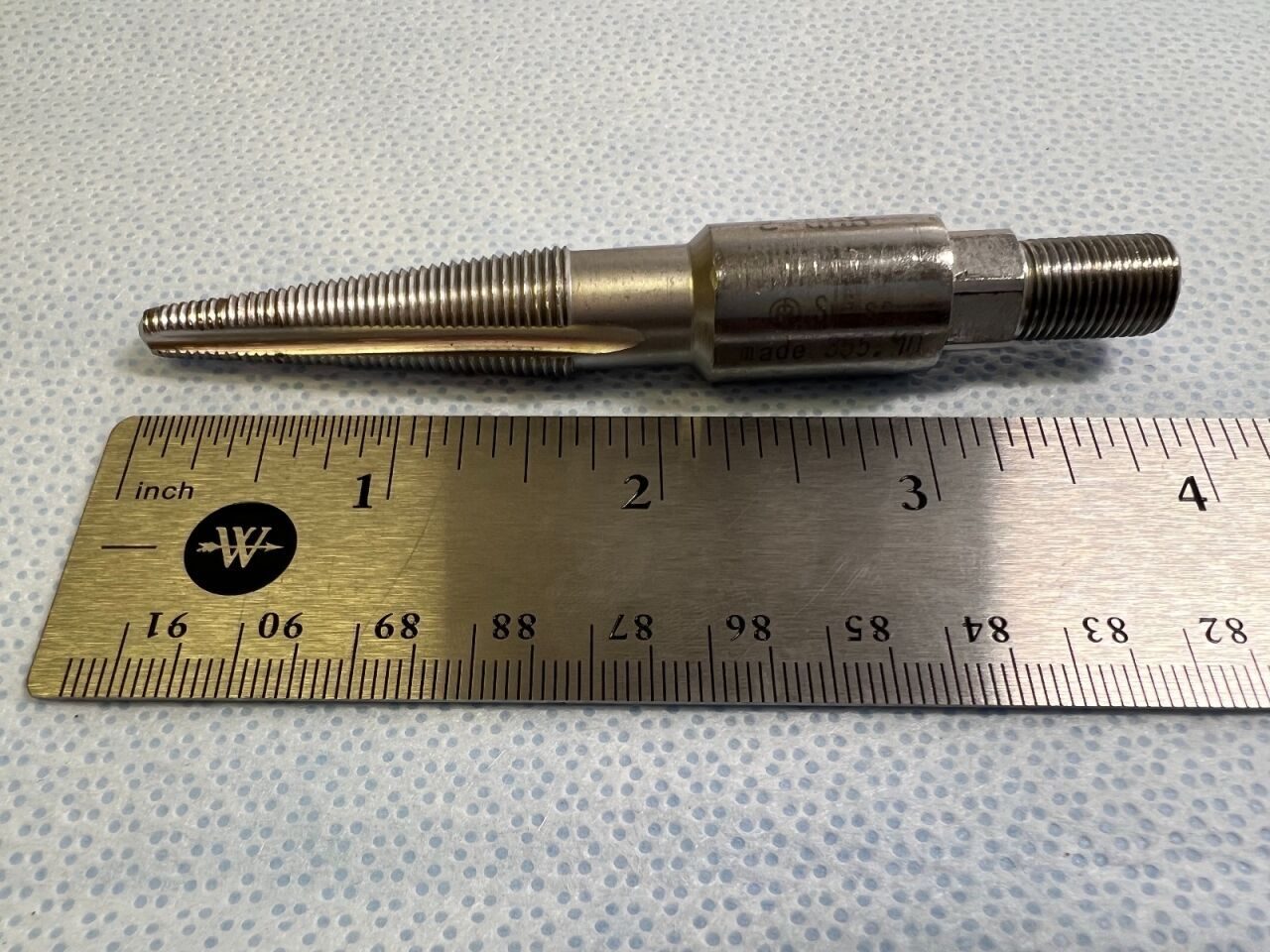 SYNTHES 355.10/11/12 Threaded Conical Bolts for Nail Removal — photo 2