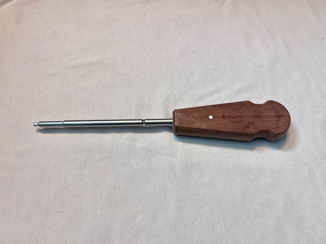 SYNTHES 314.19 Cannulated Hexagonal Driver 3.5mm — photo 1