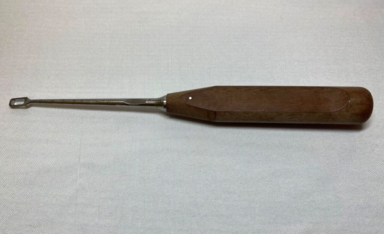 SYNTHES 389.124 Plivios Bone Rectangular Curette 8mm US899 — photo 1