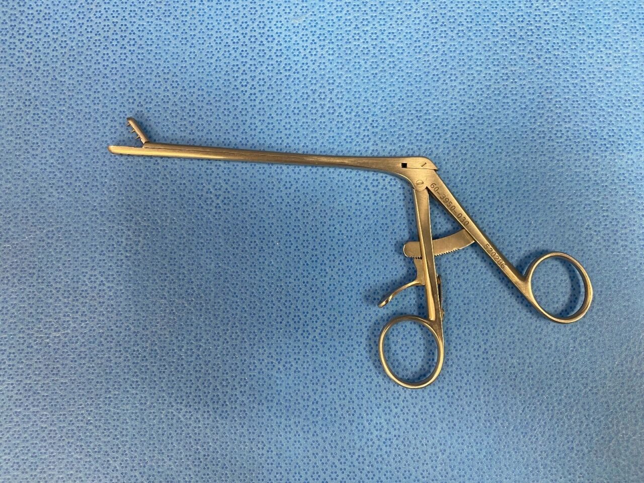 ZIMMER 60-3950-030 Ratcheting Spiked Grasping Forceps