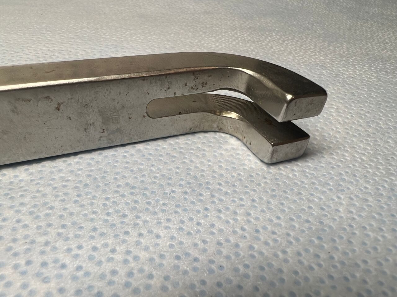 SYNTHES 329.08 Orthopedic Bending Iron — photo 4