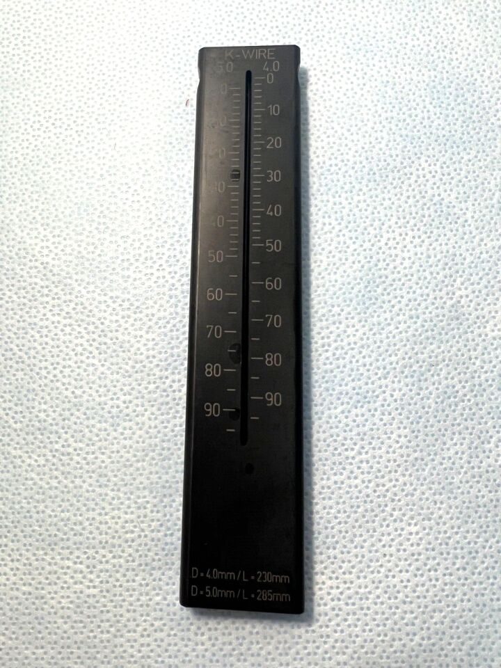 STRYKER 702712 AxSOS Drill/K-Wire Measuring Gauge Guide 4.0mm/5.0mm — photo 1