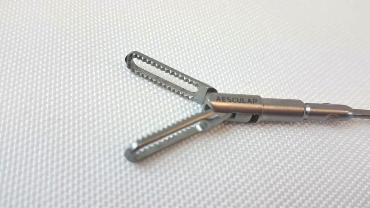 AESCULAP PO776R 5mm Fenestrated Grasper Jaw Insert Laparoscopic — photo 3