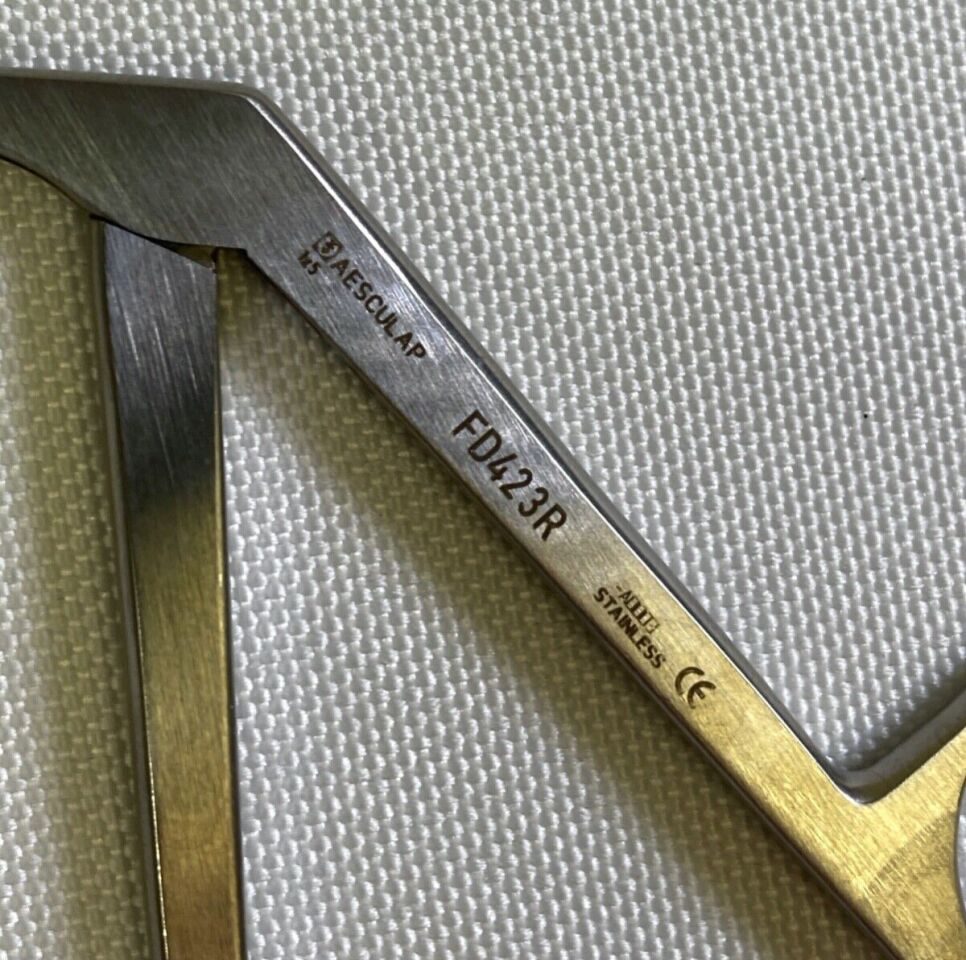 AESCULAP FD423R Fahlbusch Semi Rigid Grasping Forcep 2mm x 15cm — photo 2