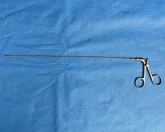 OLYMPUS 129 Flexible Hook Scissor Forcep 9Fr. Urology