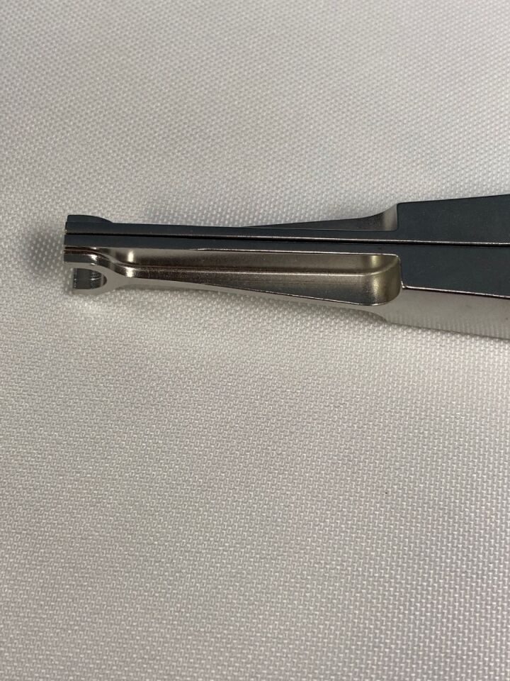 SYNTHES 388.4  USS Straight Distraction Forceps< — photo 5