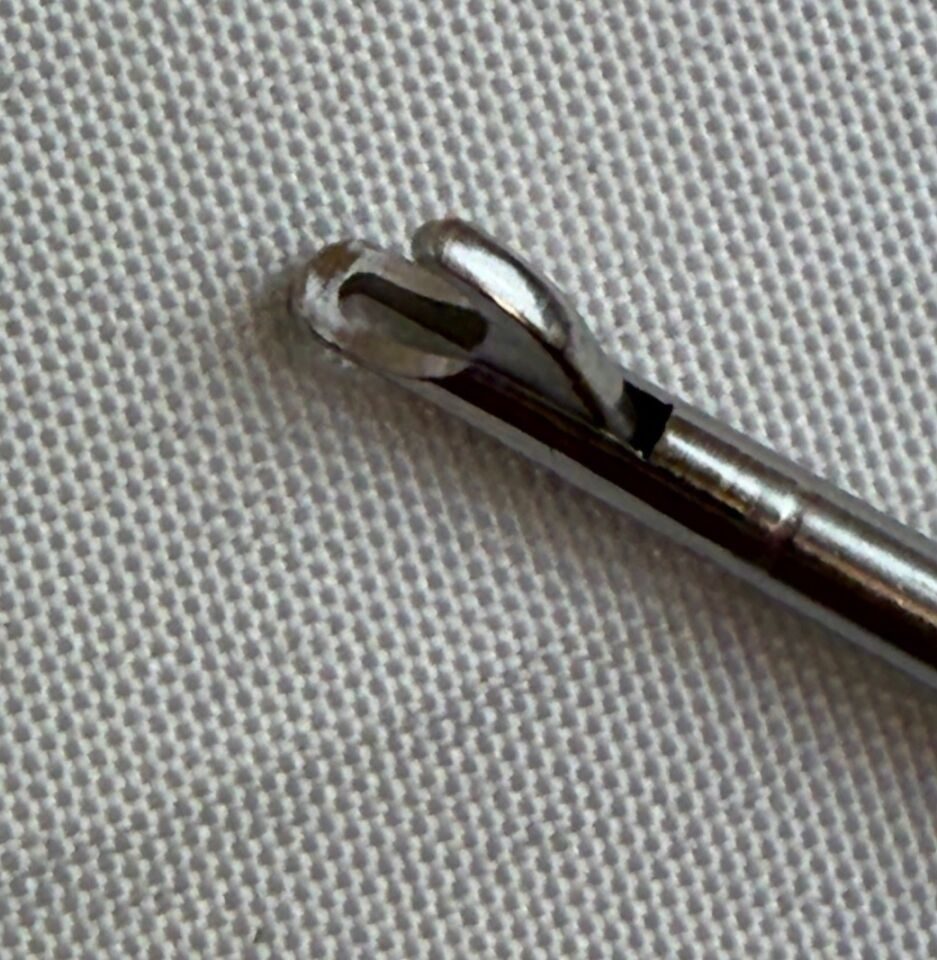 SHUTT-LINVATEC 1.1003 Straight 3.4mm Shaft Mini Tip Forceps 130mm Arthroscopy — photo 5