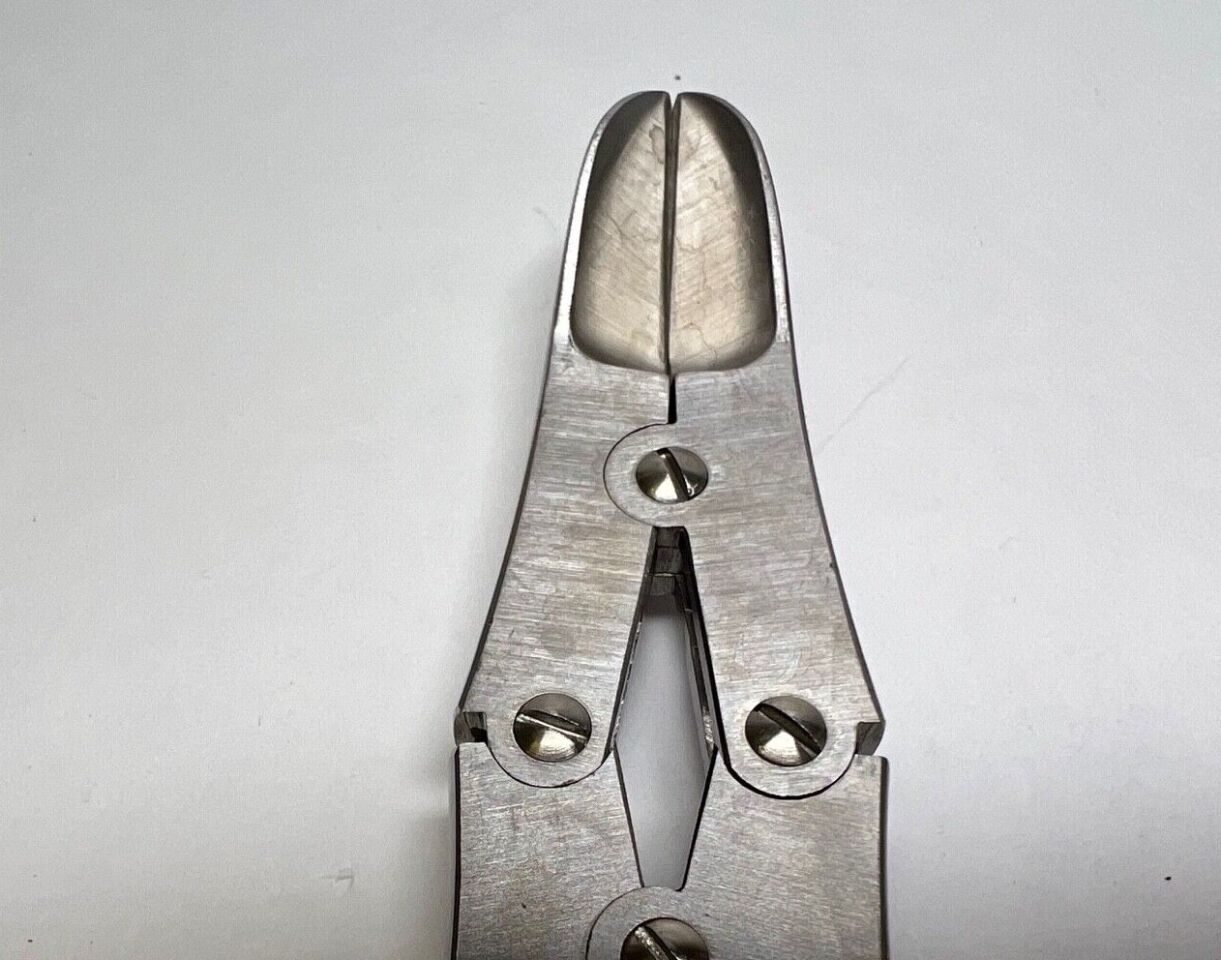 KONIG MDS 3228918 Ruskin Double-Action Forceps 7.25" Angled Blades — photo 5