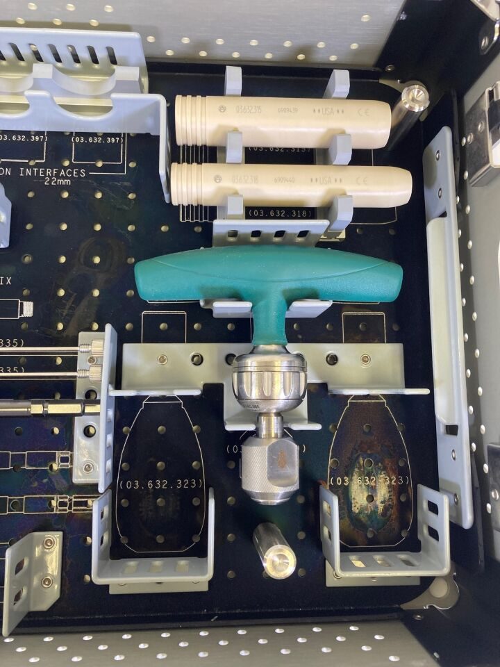 SYNTHES  Spine Pedicle Prep Navigated Cannulated Instruments Set — photo 8
