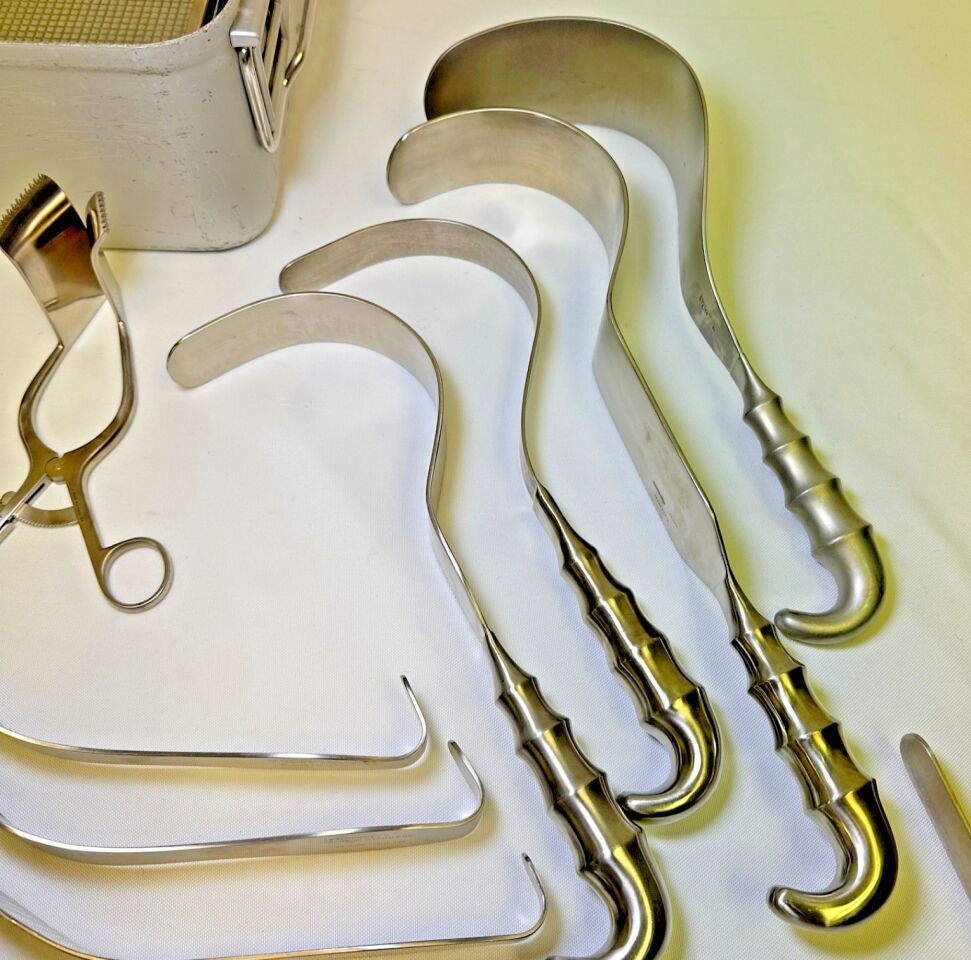VARIOUS  19 Piece Multi Retractor set Codman V.mueller Aesculap Retractors Deaver Se — photo 9