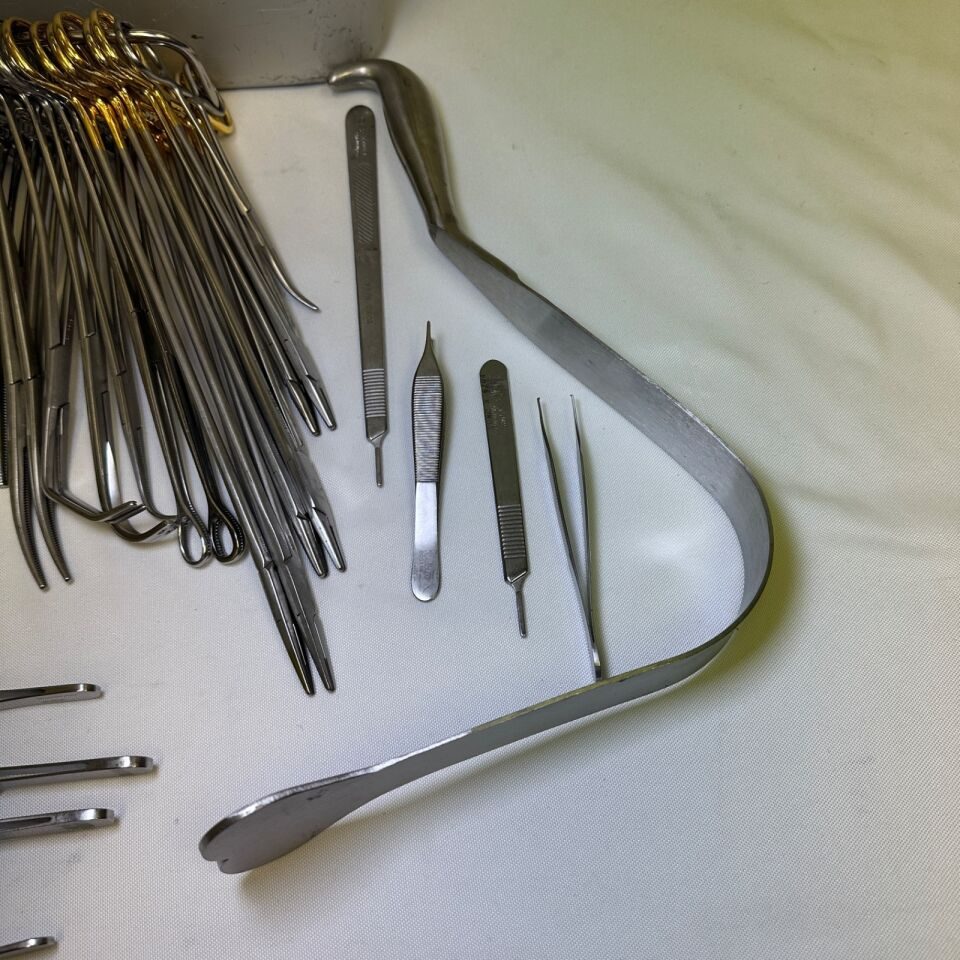 VARIOUS  V.Mueller Codman Symmetry Gastric Open Roux-en-Y (RNY) Instrument Set — photo 5