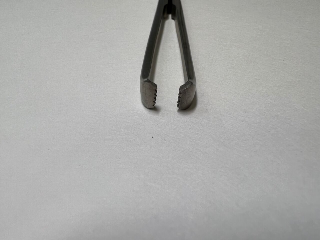 V. MUELLER CH1562 Allis Tissue Forceps 12" Ratchet Lock 5 X 6 Teeth — photo 2