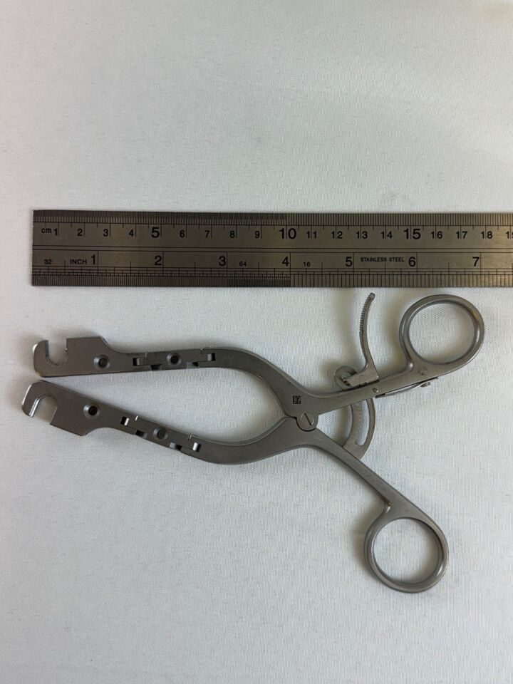 AESCULAP CASPAR CCR Longitudinal Retractor BW047R  Frame Cervical Neuro Ortho — photo 5