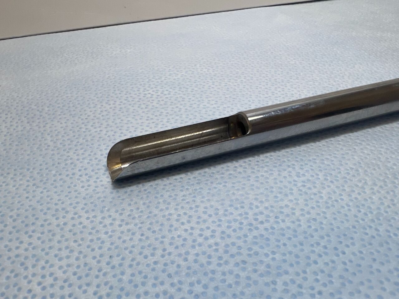 SYNTHES 351.04 Cannulated Cutter — photo 3