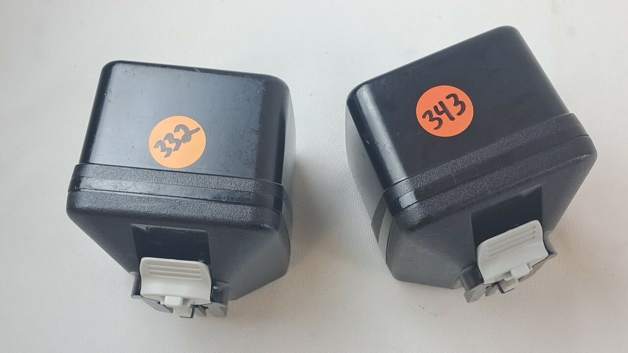 STRYKER 8215 System 8 Large Battery Cycle Counts: 332 & 343