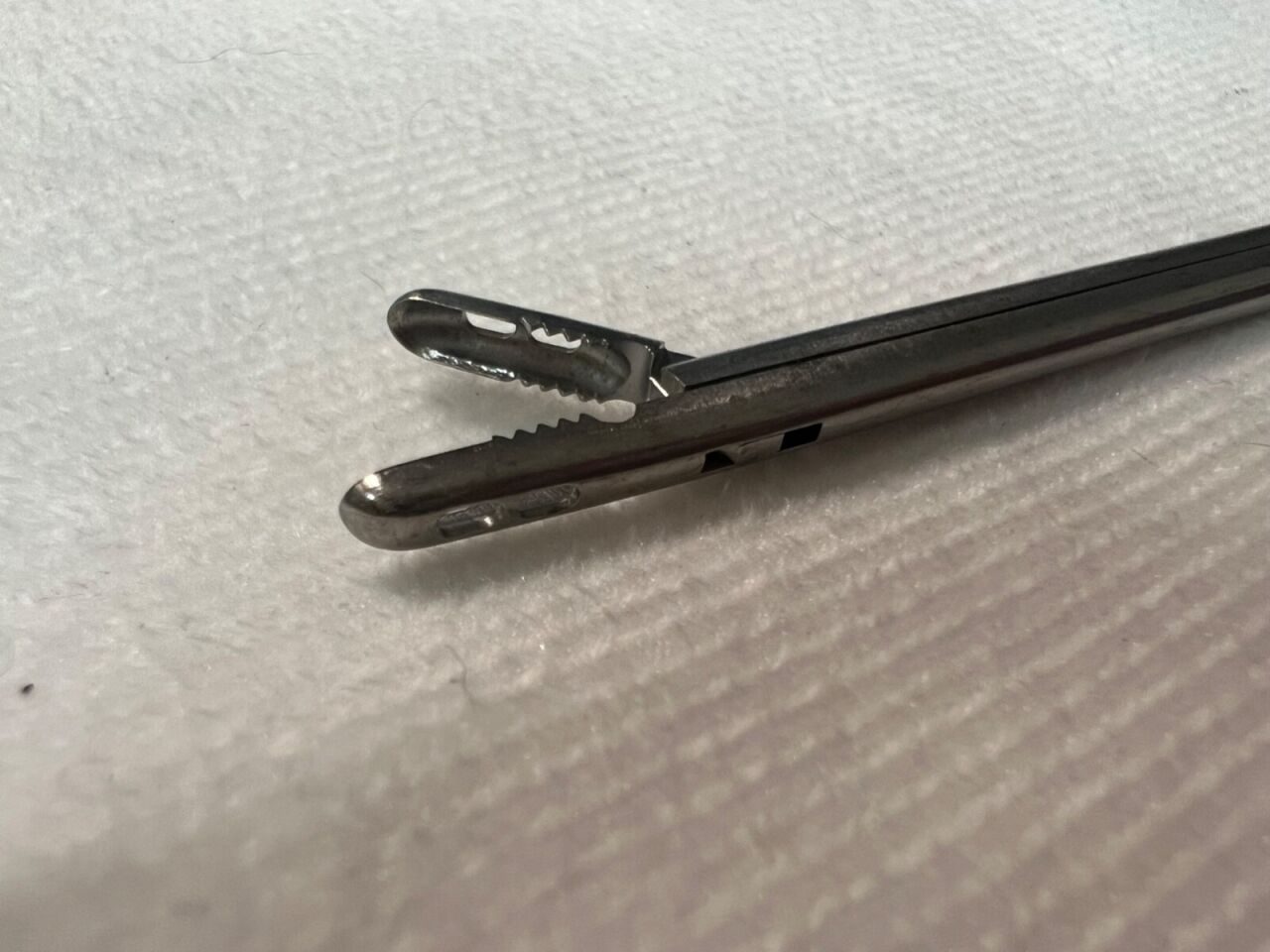 AESCULAP FF503R Craniofacial Rongeur 3mm X 12mm X 5-1/2" Length Neurology — photo 4