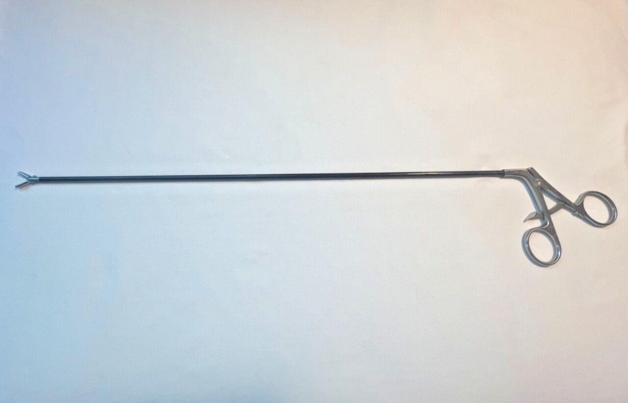 OLYMPUS A600-114 Jarit  Laparoscopic Insulated Grasping Forceps 5mm w/ Ratchet