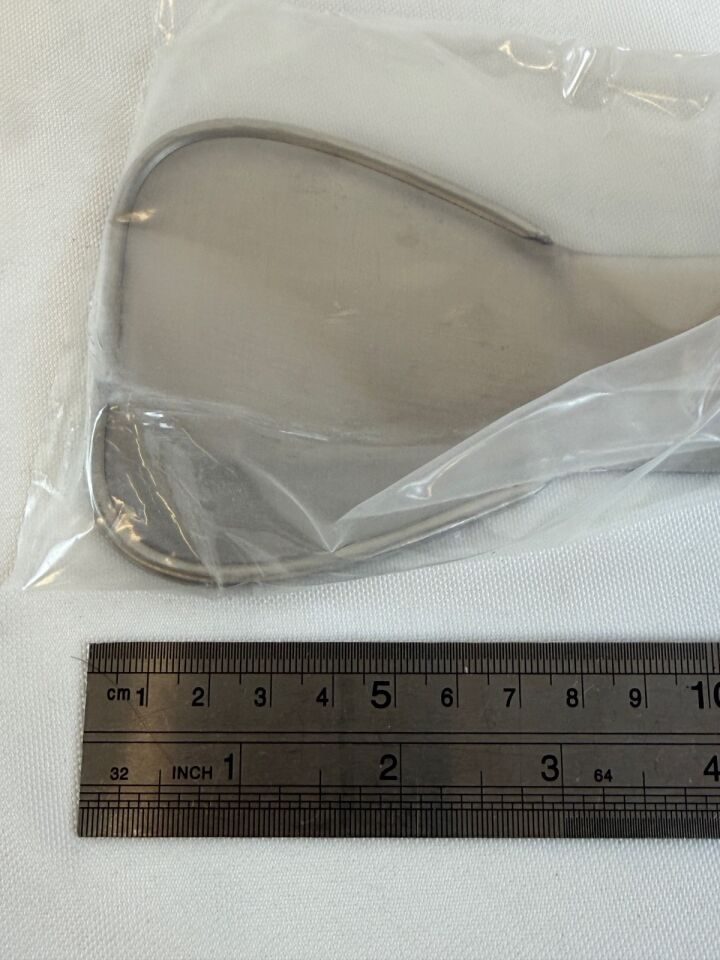 MILLENNIUM SURGICAL 63-13380 B.E. Glass Abdominal Retractor 6" x 3.25" Blade — photo 6