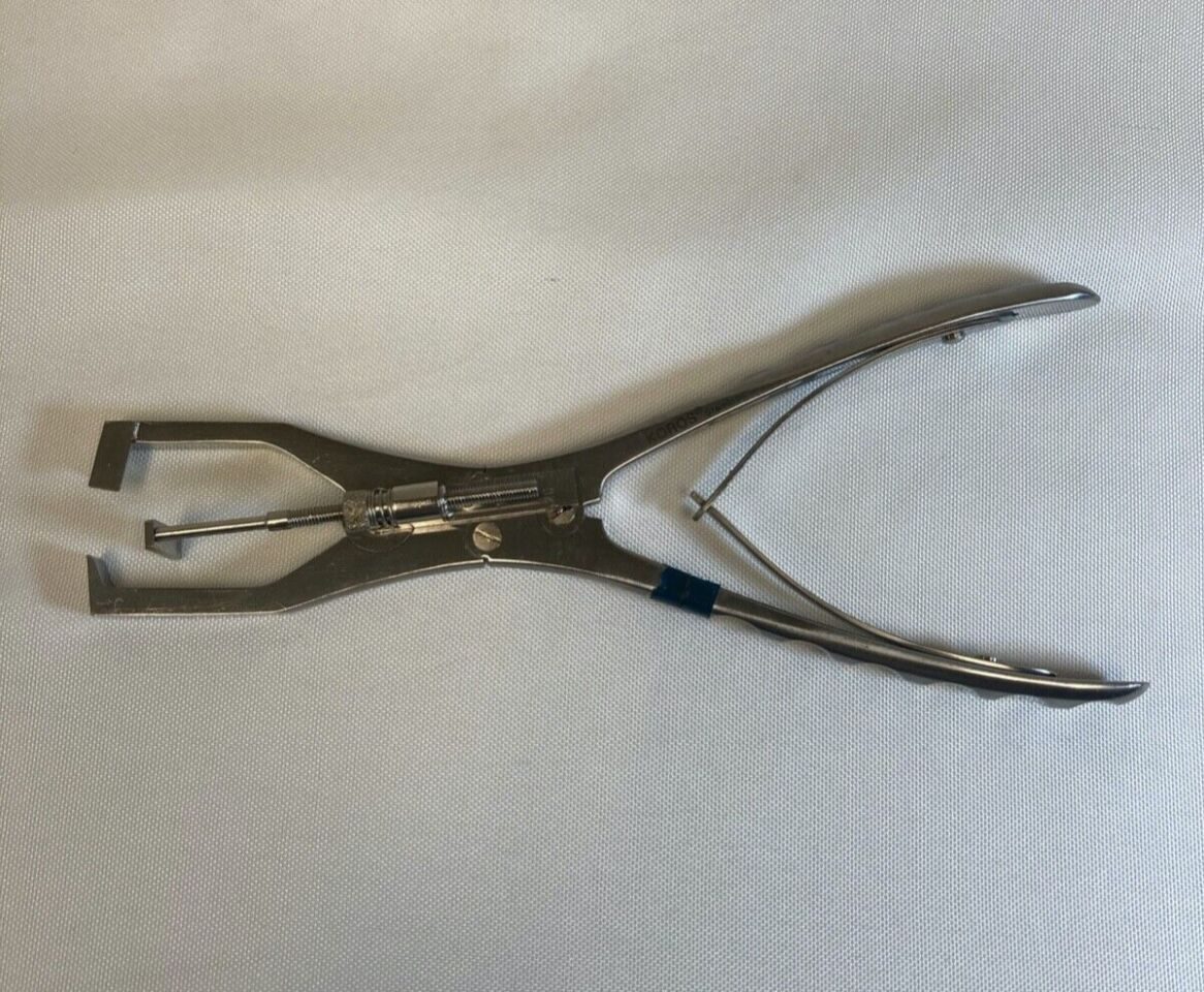 KOROS  Bone Graft Holding Forcep
