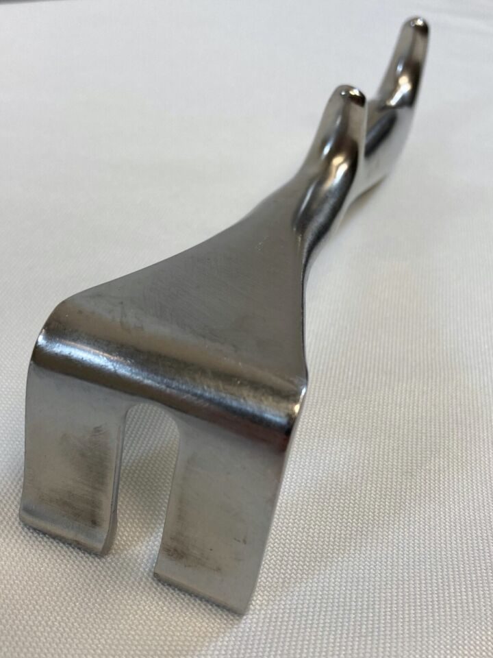 PILLING WECK TELEFLEX 243076 Handheld Orthopedic Slotted Retractor — photo 4