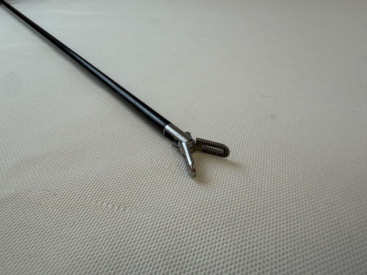 AMBLER J635-1 Laparoscopic Fenestrated Double Action Forcep 5mm x 35cm — photo 6