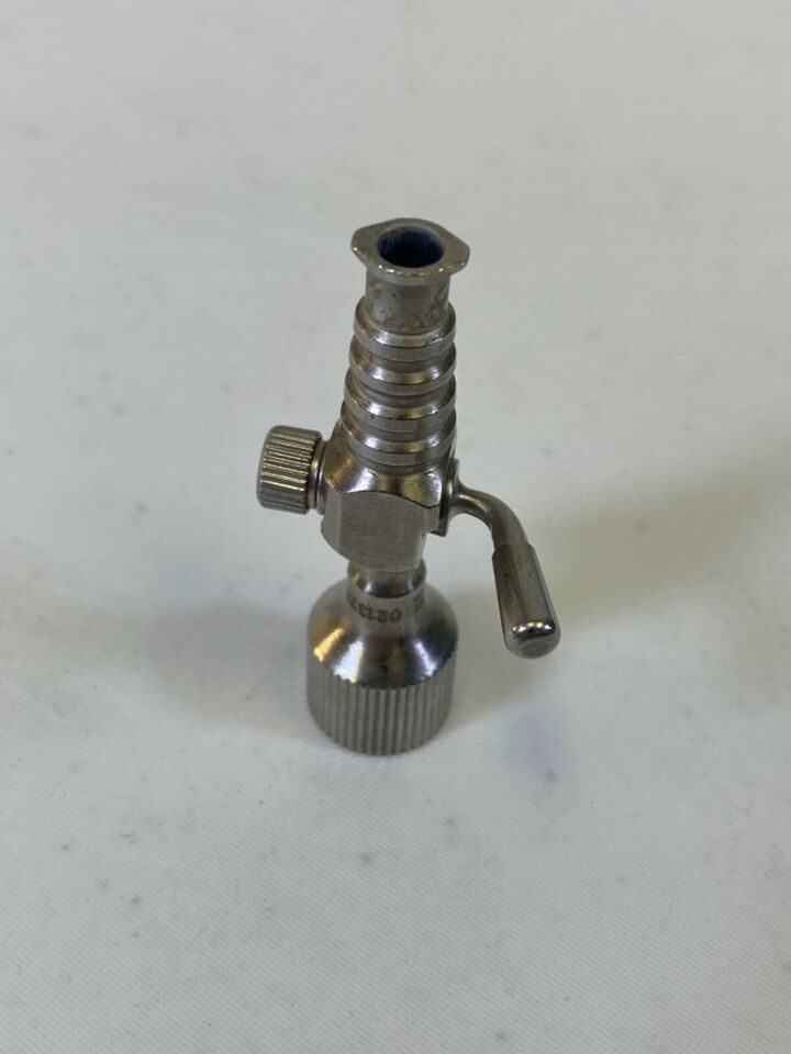 ARTHREX AR-3035L Inflow Cannula Adapter w/ Stopcock for 3mm - 6.5mm Cannula — photo 2
